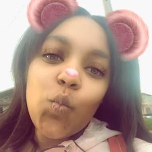 Meet your Posher, Alisa